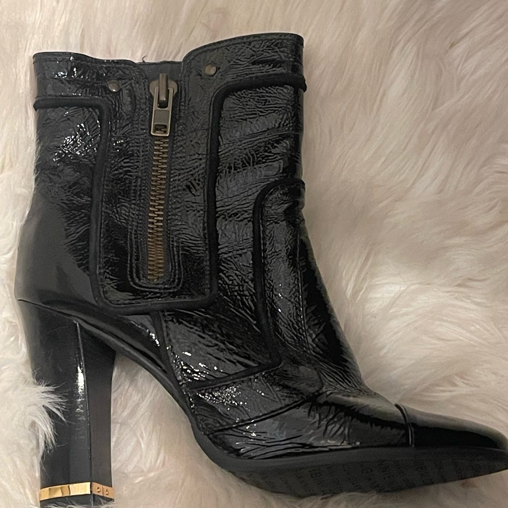 Gianni Bini Patent Leather Boots Size 9